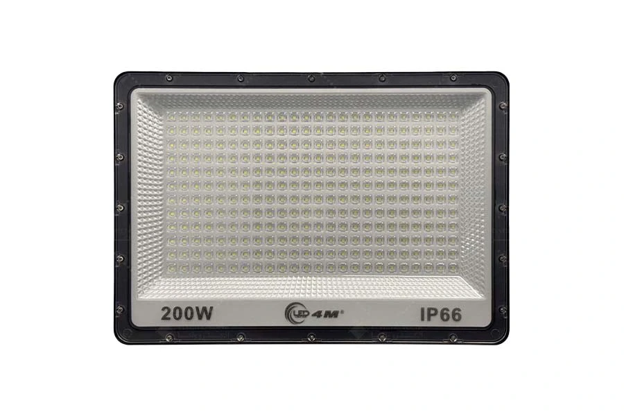 موارد استفاده از پروژکتور 200 وات