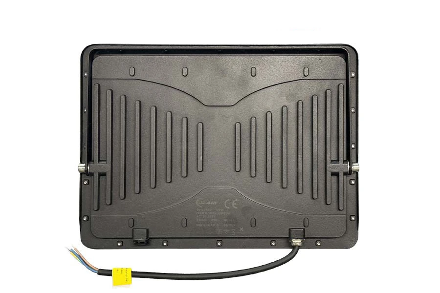 مزایای اصلی پروژکتور 150 وات LED 4M