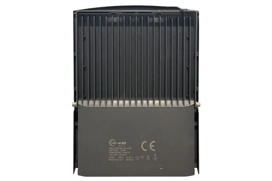 مزایا پروژکتور 300 وات SMD برند LED 4M